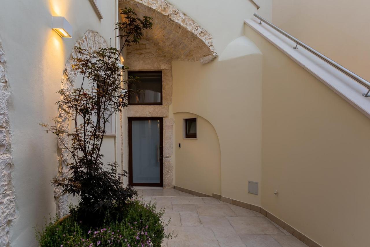 La Maddalena Suite & Rooms Bitonto Extérieur photo