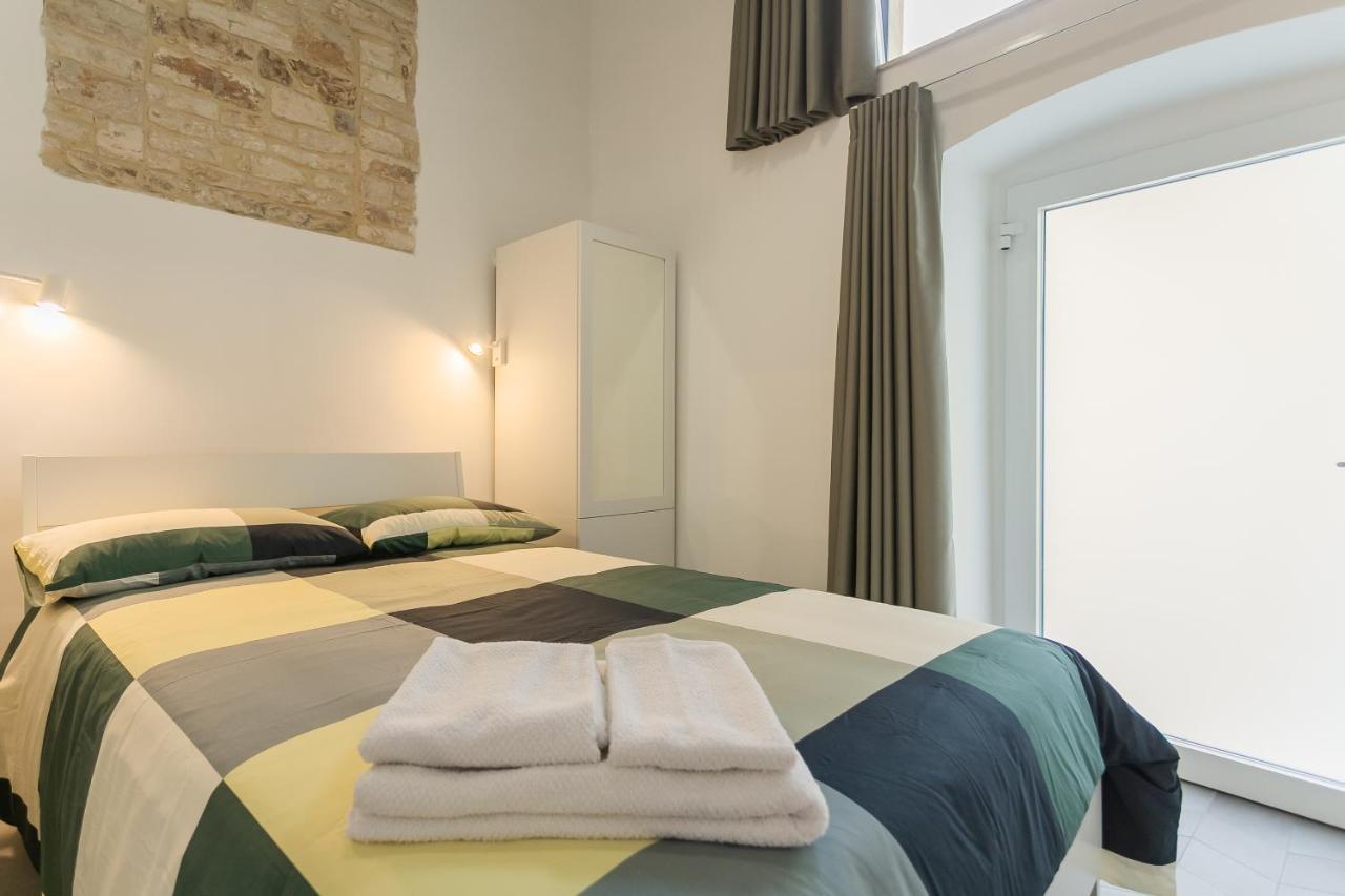 La Maddalena Suite & Rooms Bitonto Extérieur photo